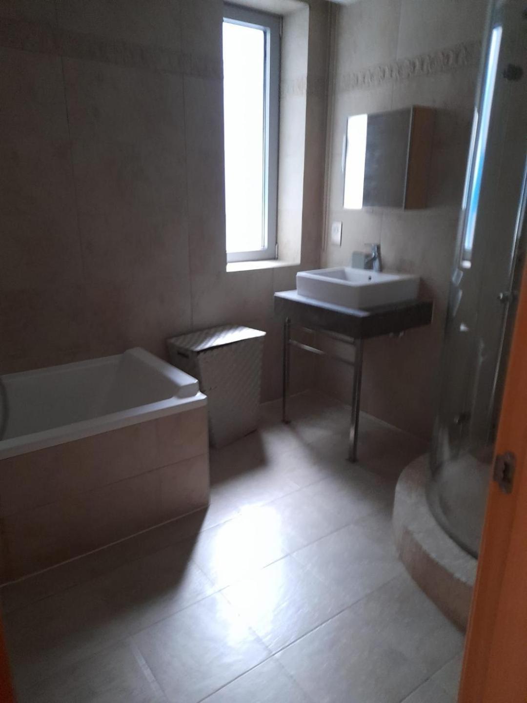 Three Bedroom Flat At Ocean Village Гибралтар Екстериор снимка